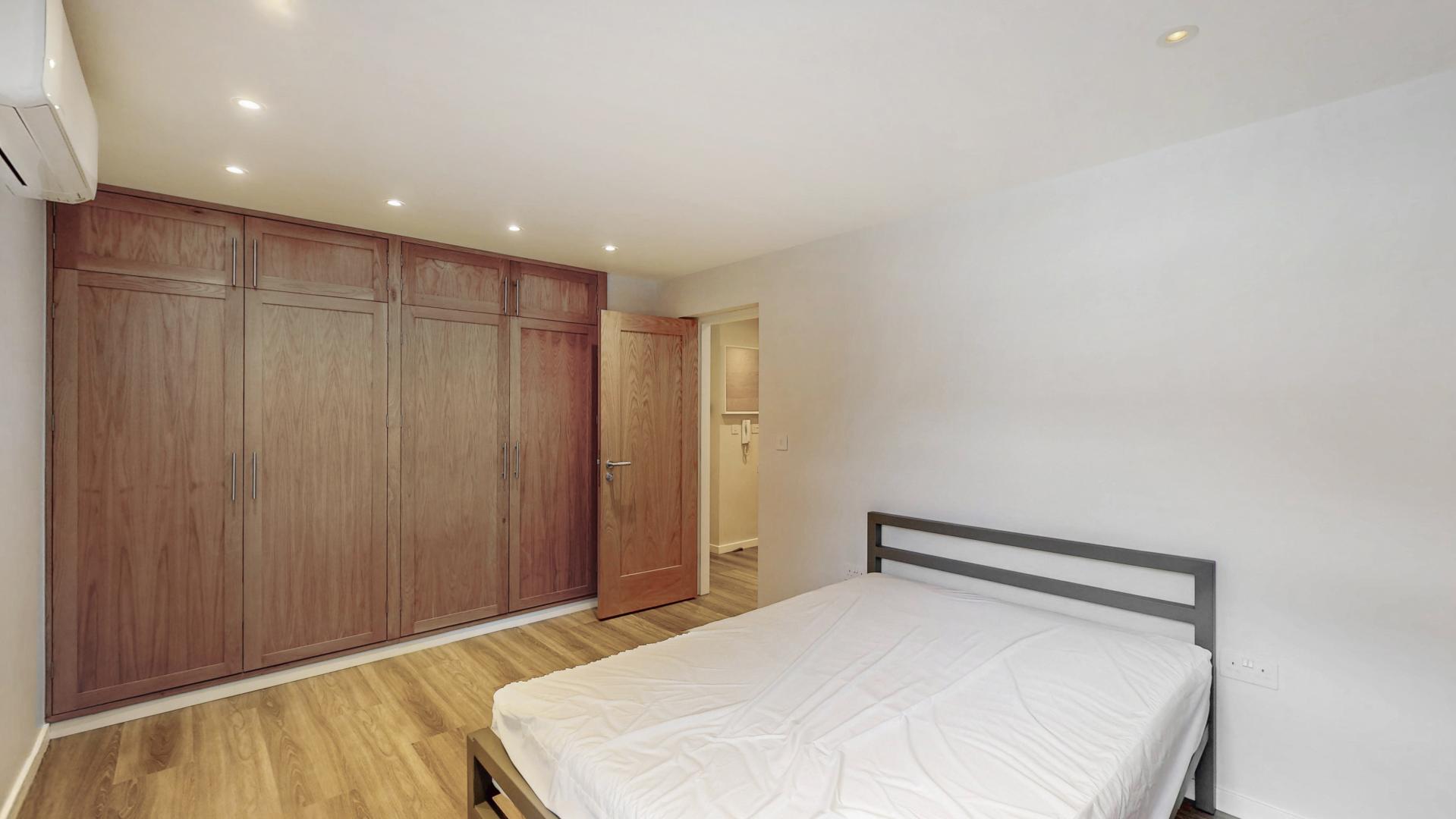 Modern Sharers Apartment Brondesbury Park, Brondesbury 
